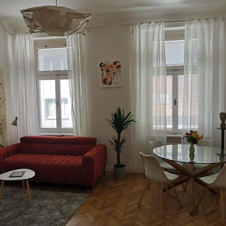 Downtown 3 Bdr Charm - Walk To All Attractions Pressburg Exterior foto