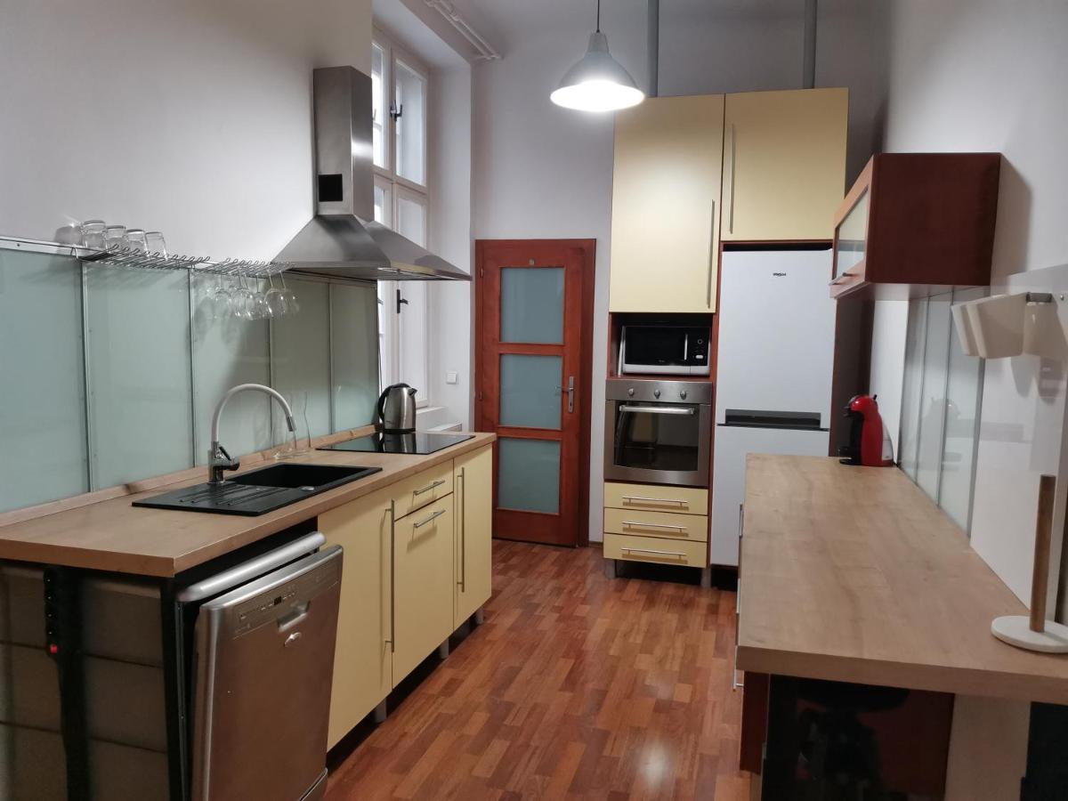 Downtown 3 Bdr Charm - Walk To All Attractions Pressburg Exterior foto